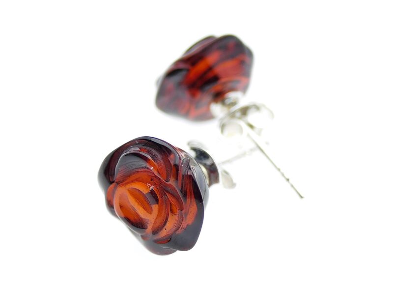 Rose-shaped amber earrings with silver 925 stud