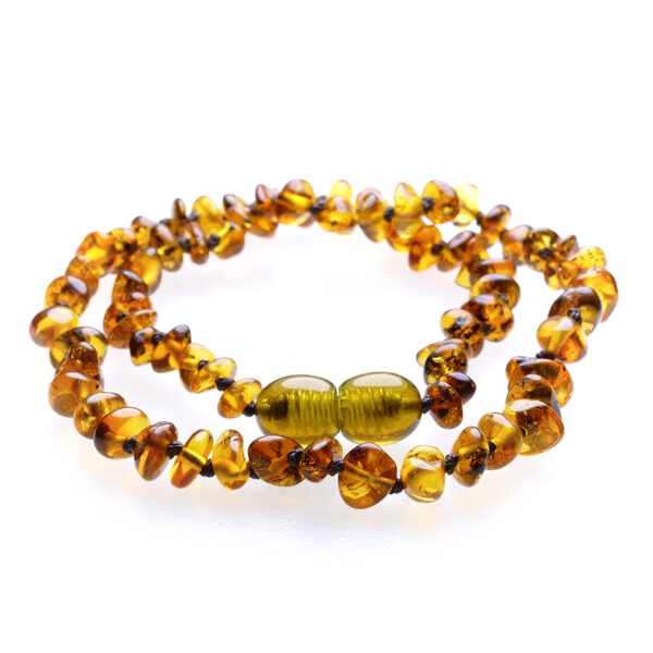 33cm • Rounded chip-shaped green-brown polished amber necklace for babies