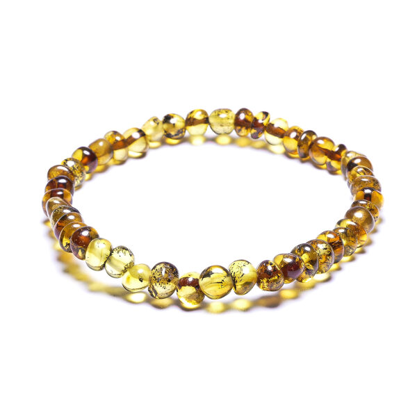 17 | 17.5 | 18cm • Cintonzaļas krāsas Baltijas dzintara rokassprādze